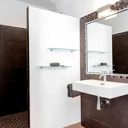 Apartament Aussergewoehnliche Am Hafen By Interhome